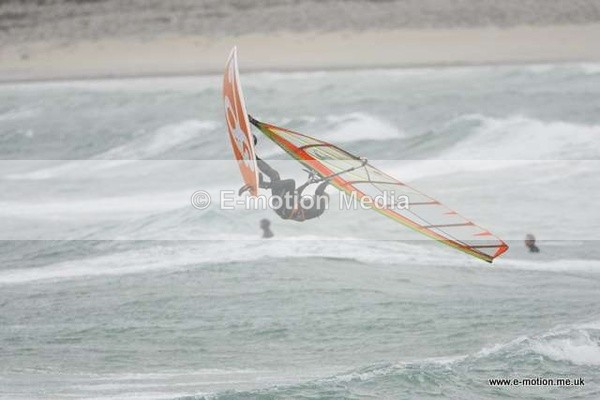 WS 110509  79 - Windsurfing