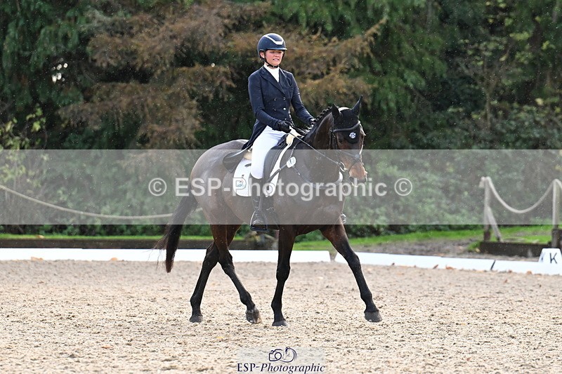 251023A-151420-05695 - B-163-Molly.Grew