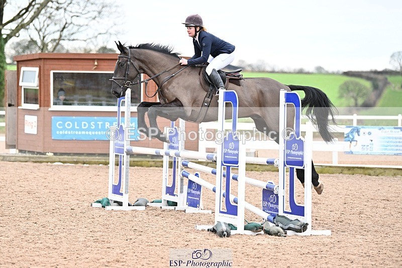 250112-115251-01165 - Cls 19 Snr 1.05m Open