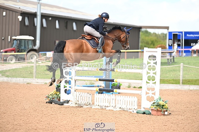 240912A-132414-01678 - Cls 4 Snr 1.20m Open