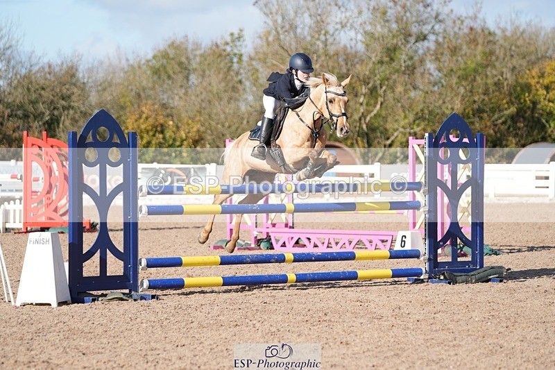 251025-144323-00646 - Cls 14+15 Blue Chip JC + JA, 1.15 Members Cup