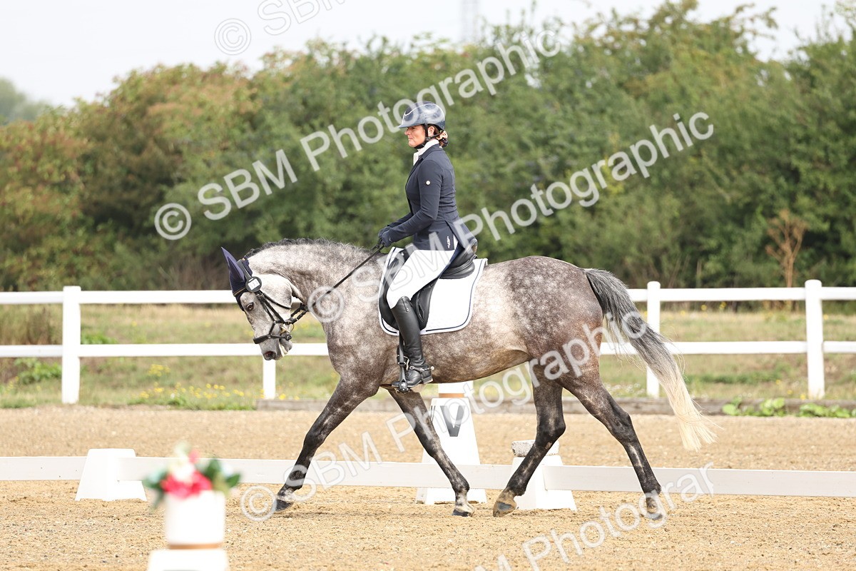 SBM_005521 - Class 6 - Novice 6 - 9.30-10.12