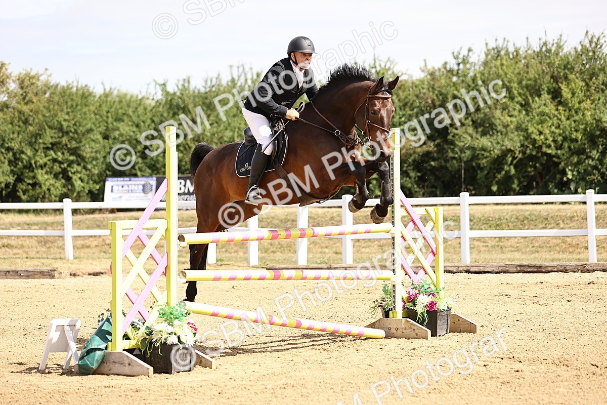 SBM_009641 - Class 8 - Senior Newcomers - 1.10  Open