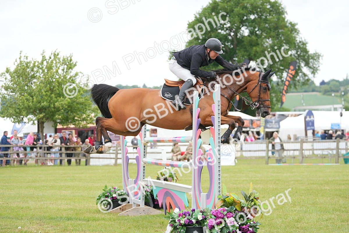 SBM_05215 - Class 201 - British Horse Feeds Speedi Beet Horse of the Year Show Grade  C