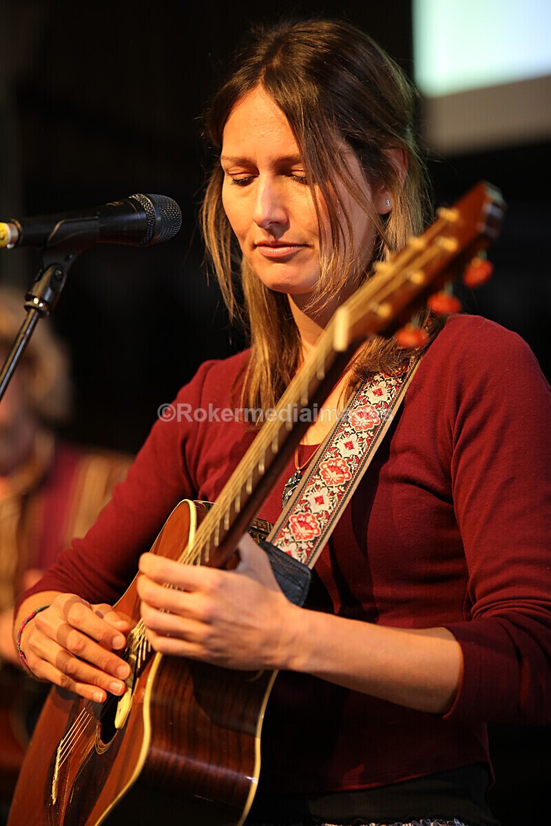 FOLK N BLUES-58 - FOLK and BLUES SEPT 2022