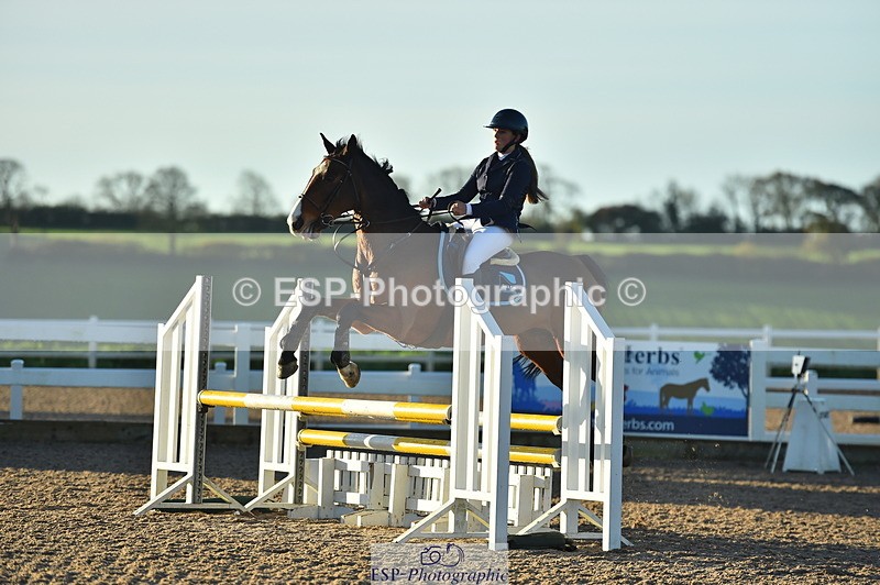 231111A-015420-01133 - Cls 8 Clear Round