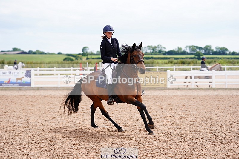 240630A-151212-14443 - Cls 33 Foxhunter and 1.10m Open