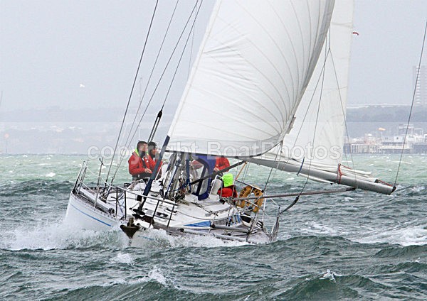 120616 BLACK DOG SAILING GBR1609T IMG_9491 - Sailboats - monohull
