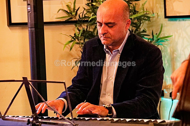  - BEN THOMAS & DAVIDE LOGIRI TRIO