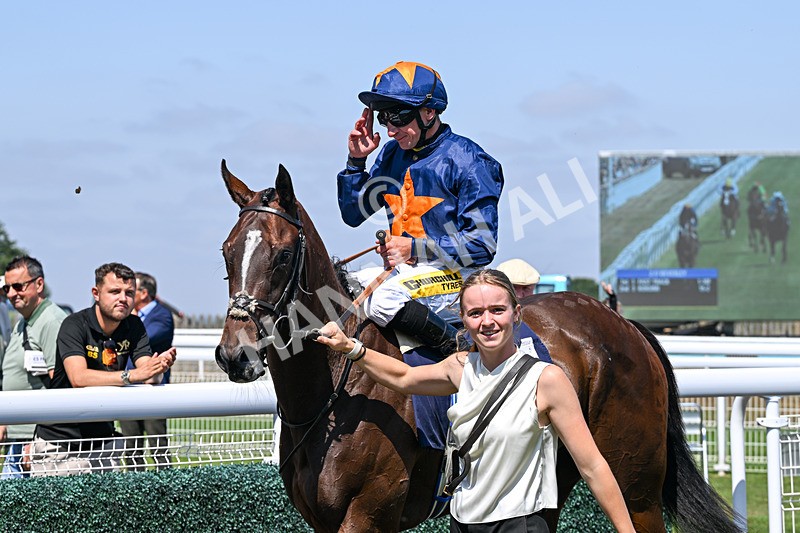 140726-Race 1-Fast Track-9349 - Race 1 14.17pm EBF Fillies' Novice Stakes