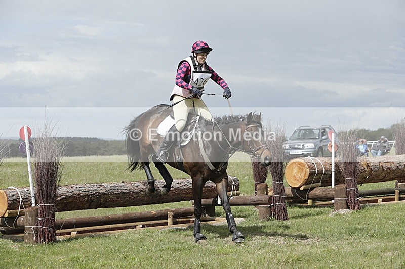 BVHT 140517  NXC -499 - Class 2 XC Novice 14/05/17