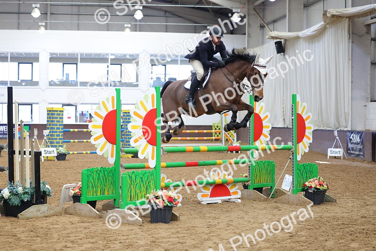 SBM_003046 - Class 8 - Senior Newcomers - 1.10m