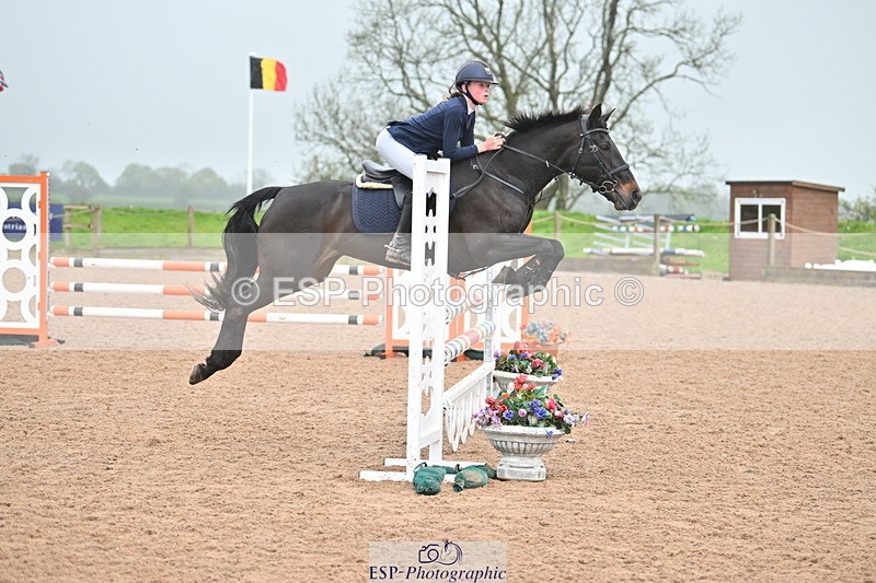 240505A-121952-05029 - Cls 4 Blue Chip Pony Newcomers & 1m Open