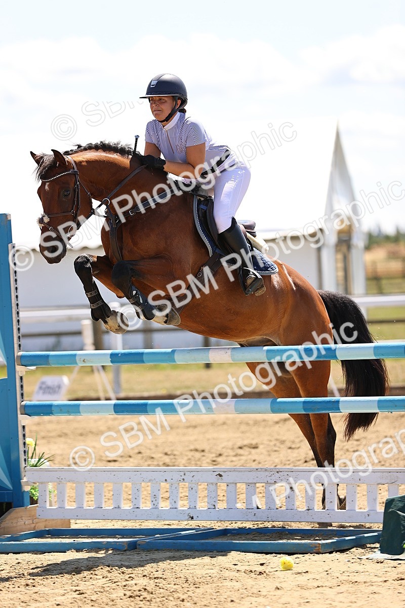 SBM_014869 - Class 15 - Senior Newcomers - 1.10m Open