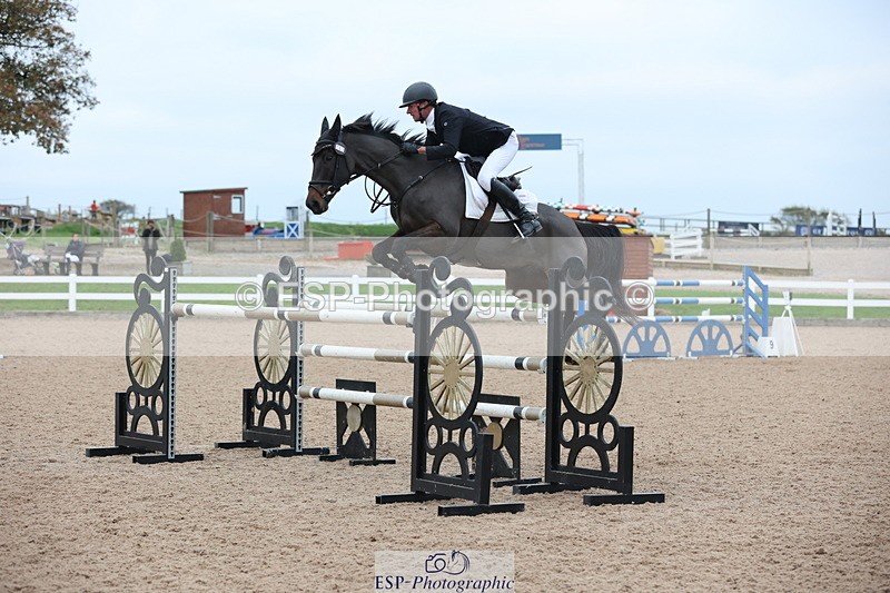 241101A-153329-03031 - FRI Cls 7 Blue Chip Grade B&C Jump Off