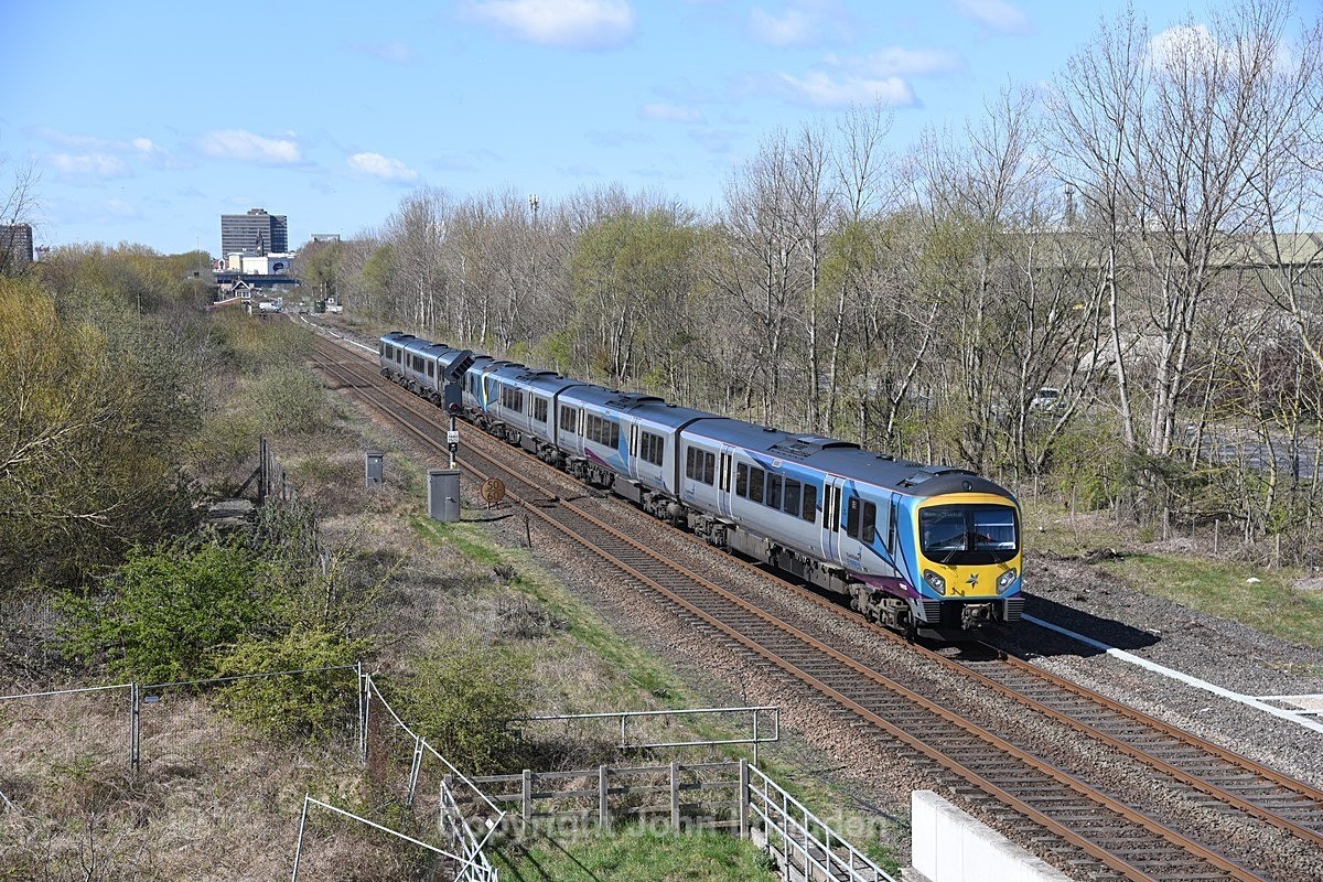 JL - 5.4.21 1P67 08:35 185123 Man Air. - Redcar Central Cargo, Fleet - Teesside (west to east)