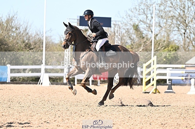 250409-135912-00700 - Snr Fox & 1.20m Open