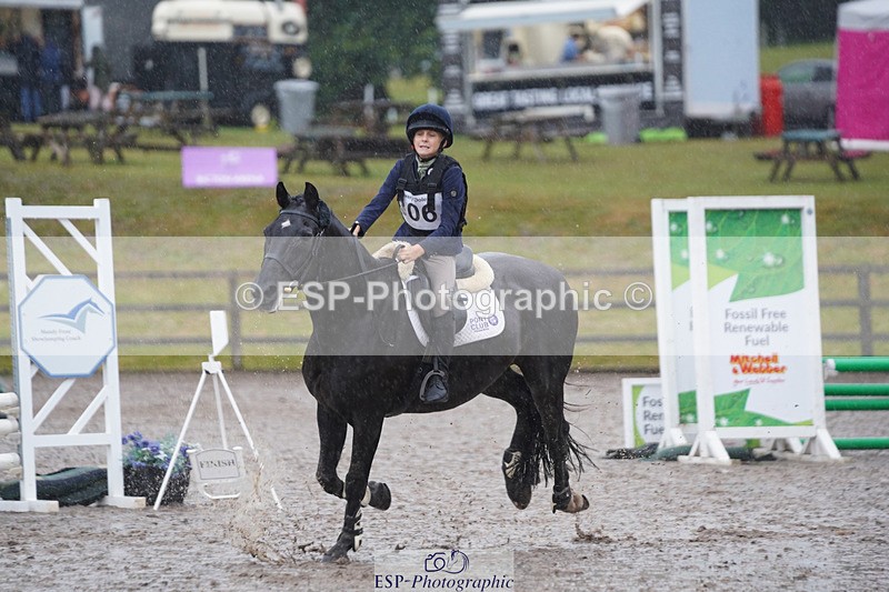 240824X-082840-20238 - 70cm Round 1 8.30 to 9.30