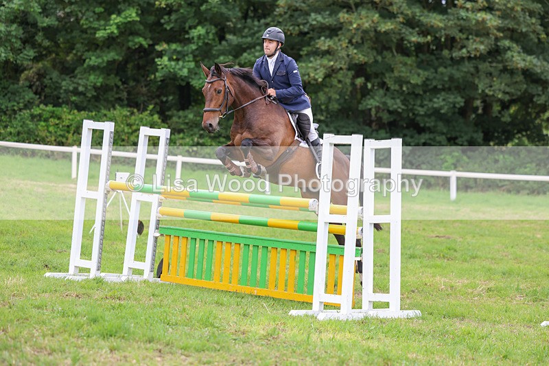 3E7A8074 - Class 7: Senior Newcomers/1.10m open