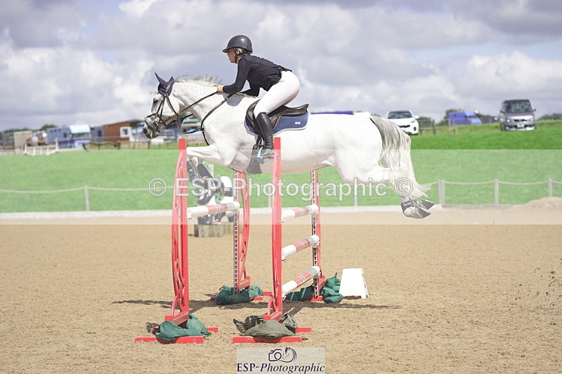 230806A-131042-02152 - Cls 14 Snr Foxhunter & 1.20m Open