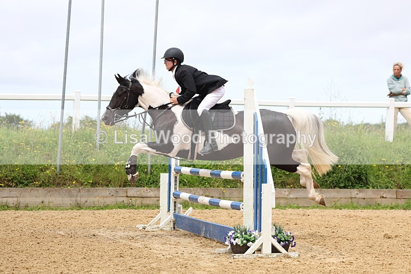 3E7A6166 - Class 4: Senior British Novice/90cm open