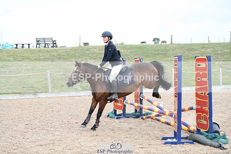 250807-100932-00076 - 60cms Round 1