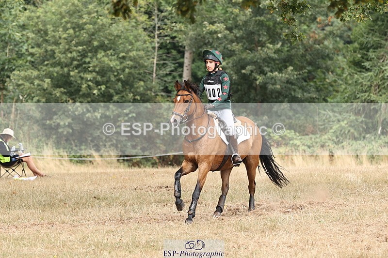 250824A-114240-35521 - 2002-Florence.Dovey-Moneyhills.Pageant