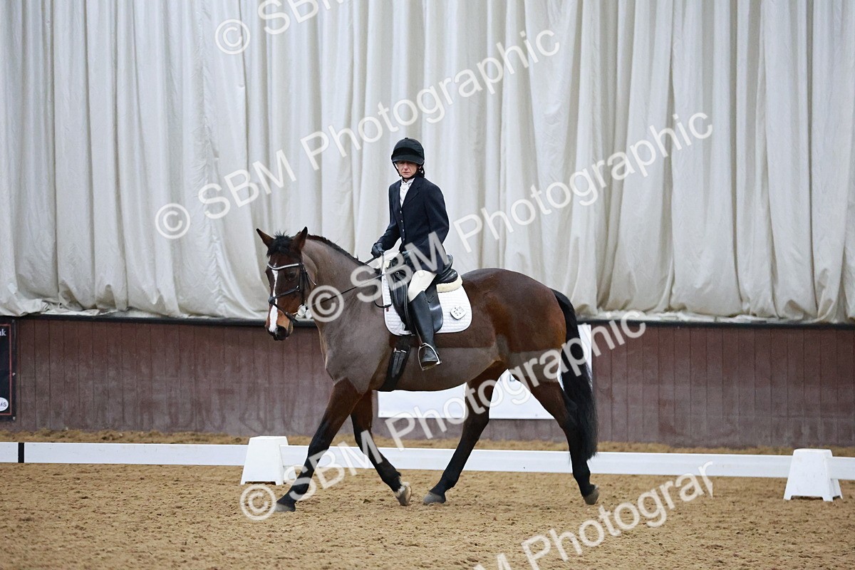 SBM_000516 - Class 7-6 - Novice 3-Novice 2