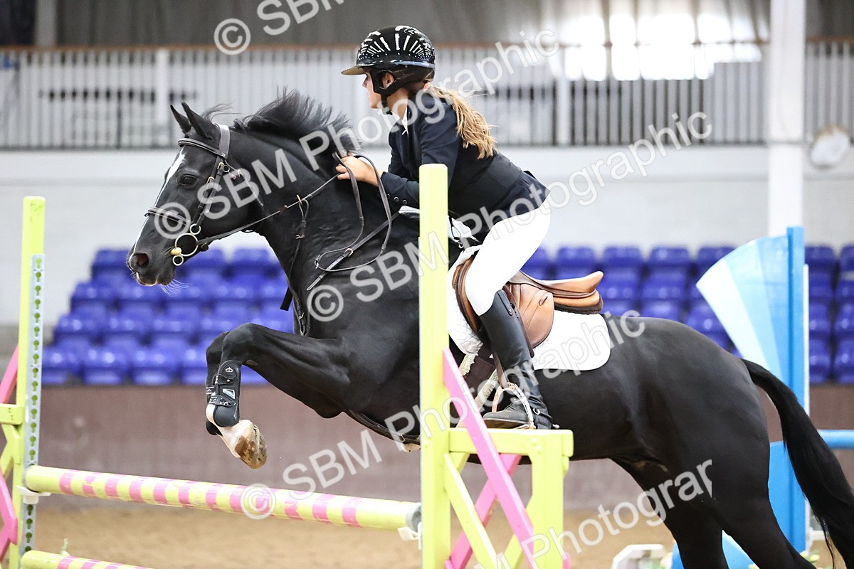 SBM_001153 - Class 5 - Blue Chip Pony Newcomers 1.00m Open