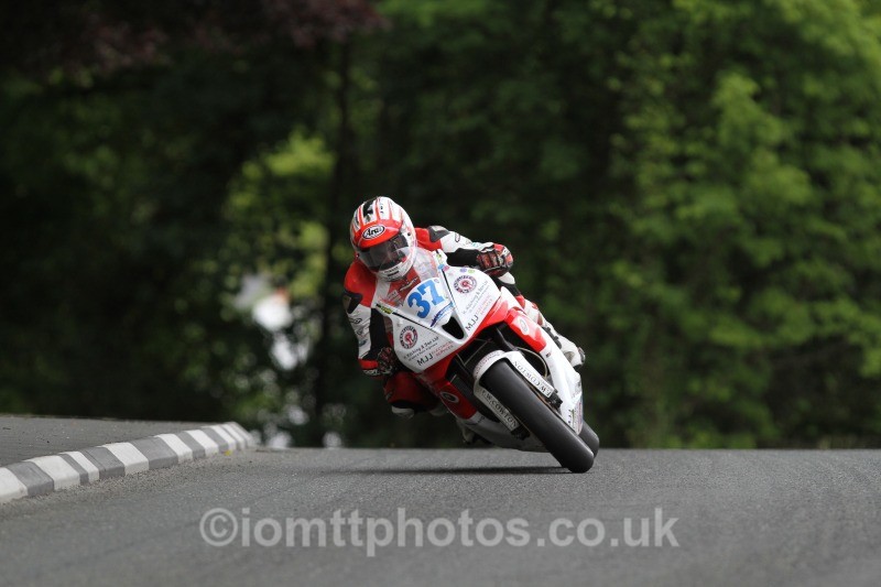 James Cowton Honda / F W Cowton Joiners - Monster Energy Supersport Race 1