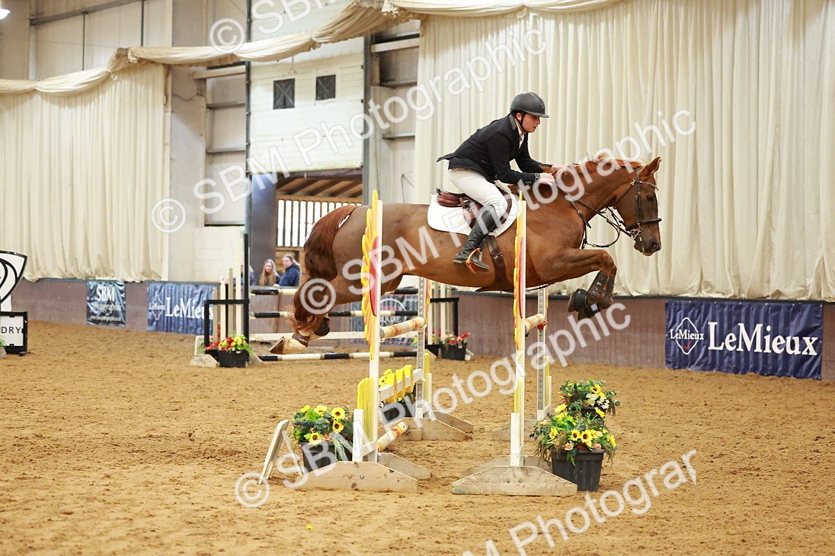 SBM_007417 - Class 19 - Senior Newcomers 1.10m