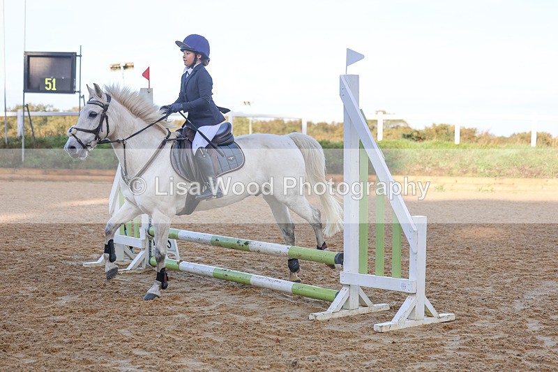 3E7A2323 - Class 2: 50cm Restricted