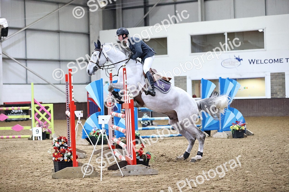 SBM_004700 - Class 16 - Senior Newcomers - 1.10m