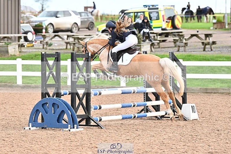 241117X-094018-03302 - Cls 05s A&B Pony Brit Nov & 80 Open