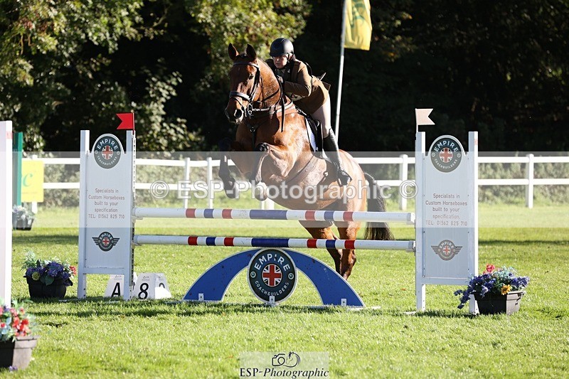 231022-101216-24381 - 634-PEMBROKE.MASTER.PIECE-Joanna.Dunn-TrotUp+SJ