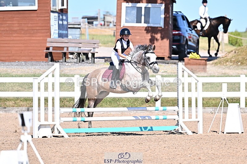 250708A-165817-00156 - 70cm Classes