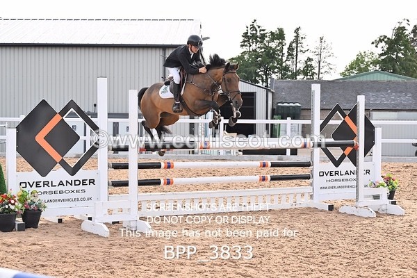 BPP_3833 - FRI CLASS 21 Pony Foxhunter/1.10m Open