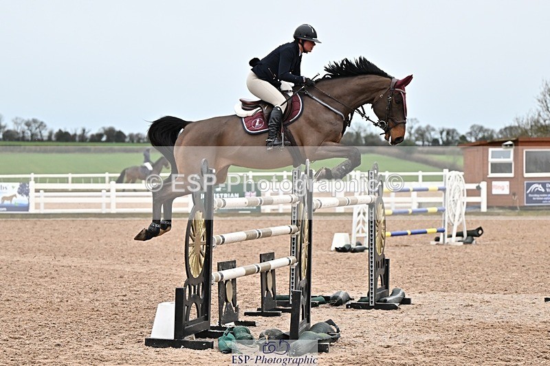 250129-135245-00503 - Cls 06 Foxhunter & 1.20m Open
