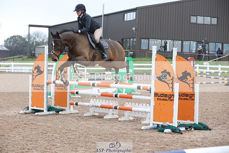 231112A-102338-03325 - Cls 17 Blue Chip Novice Winter Qualifier