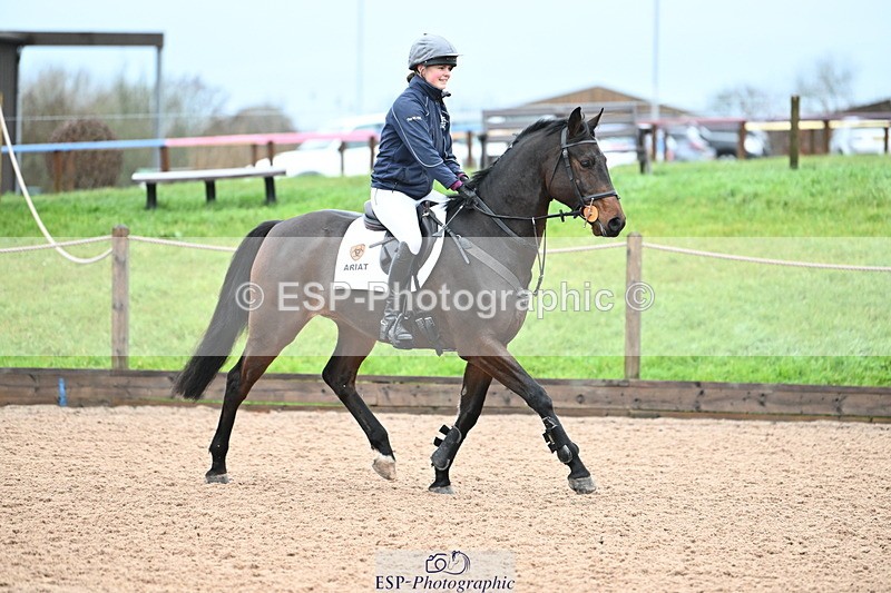 231203A-101103-00370 - Cls 14+15 Club and Schools 70cm