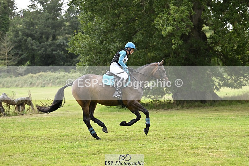 240825X-175819-38287 - 80cm XC 17.30 to End