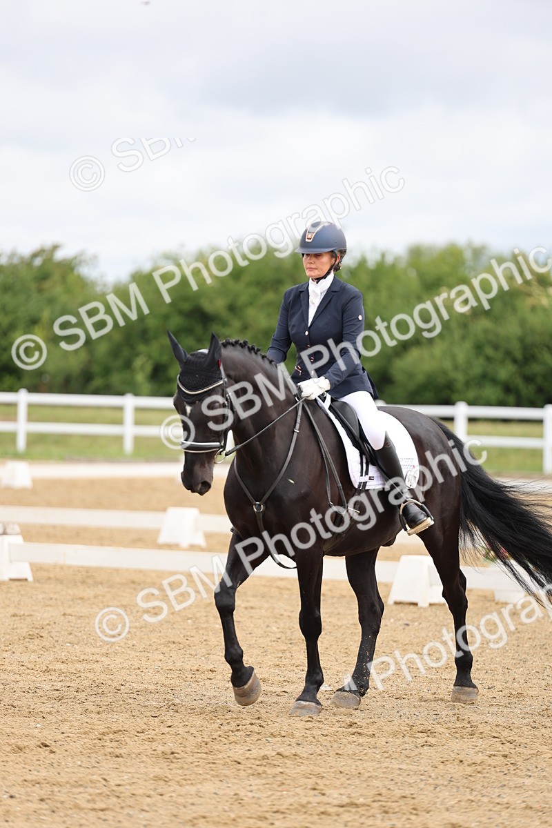 SBM_001069 - Class 1 - Prelim 4 - 8.00-10.20