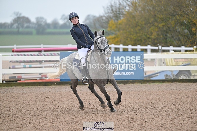 251116-104133-01139 - Cls 4 Pony British Novice and 80cm Open