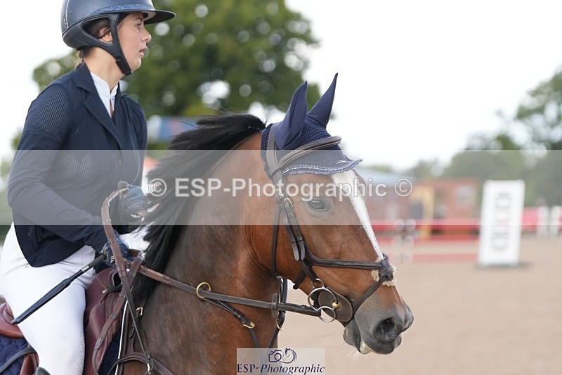 250921-122629-02922 - Cls 9 Pony Foxhunter and 1.10m
