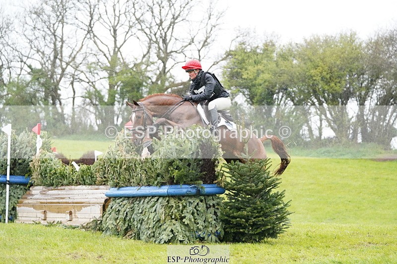 250418-130542-04629 - 256-Rosie.Bradley-Hole-POZNAN.VD.WATERMOLEN