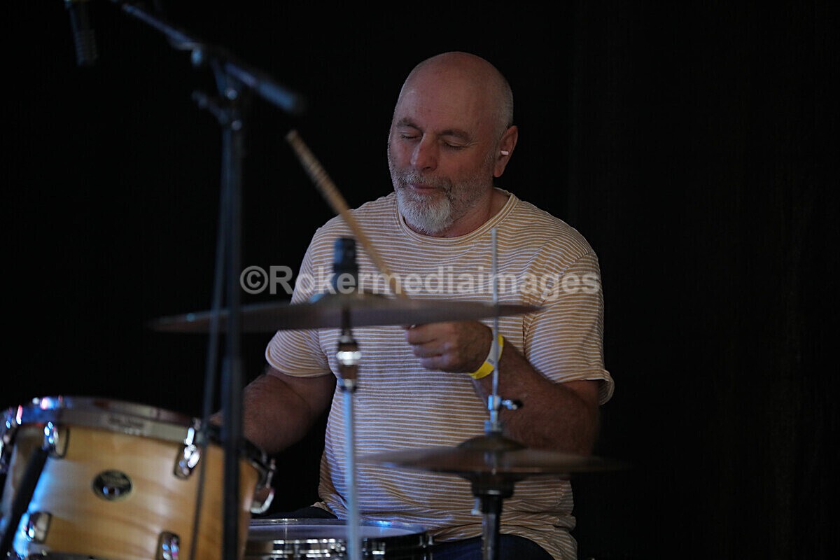 FOLK N BLUES-323 - FOLK and BLUES SEPT 2022