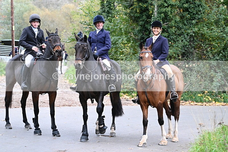 WJ7_7413 - Walk Home..