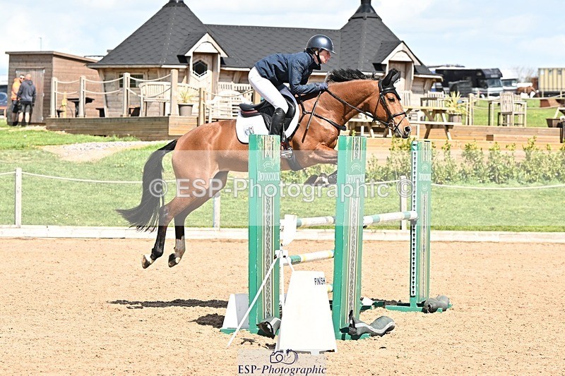 250416-131351-00968 - Cls 4 Newcomers and 1.10m