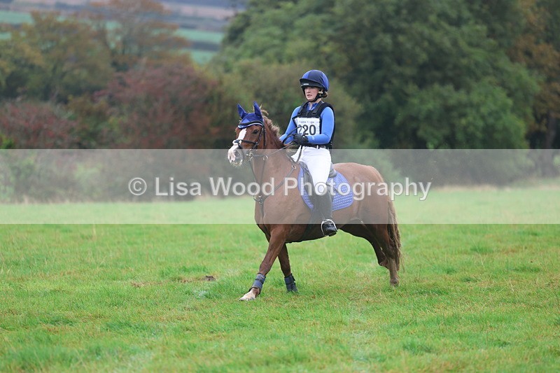 3E7A1303 - Class 2: 70cm: Half Roll Top