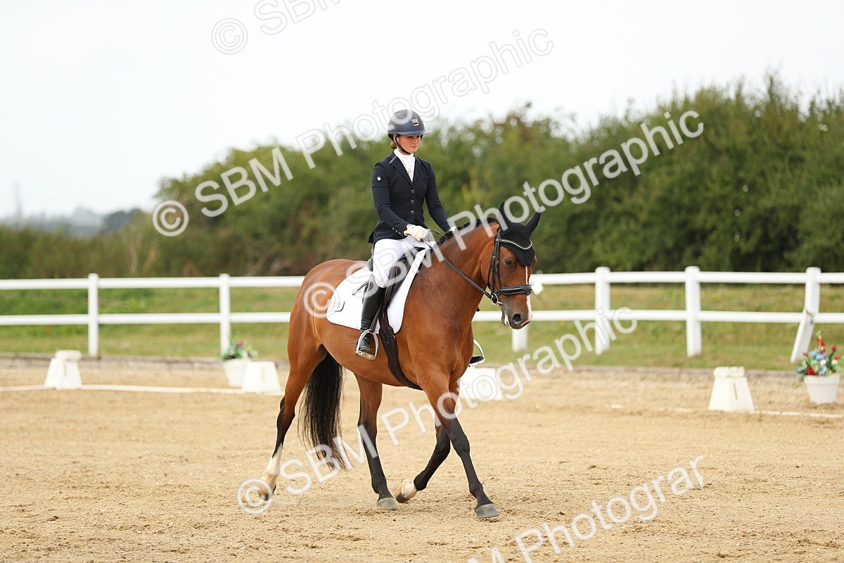 SBM_017894 - Class 14 - Novice 23 - 15.16-16.19